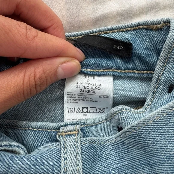 Banana Republic Light Blue Denim Wide Leg Jeans - Picture 4 of 8